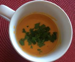 Orientalna zupa z krewetkami