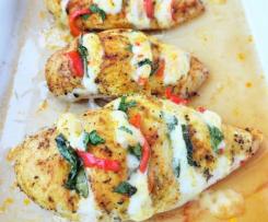 Pierś kurczaka z mozzarellą i groszkiem cukrowym