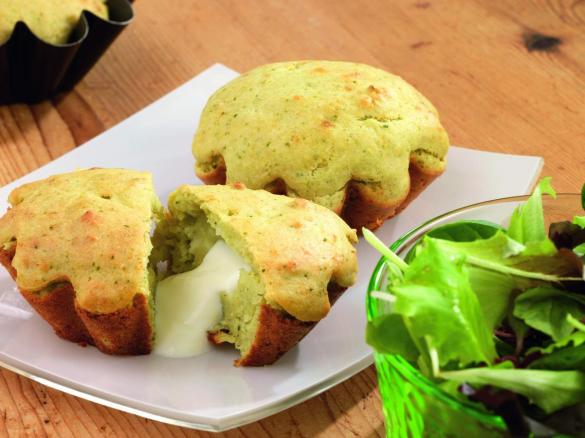 DELIKATNE CIASTO Z CUKINII I PARMEZANU