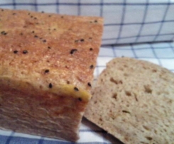 Chlebek na zakwasie z kiszoną kapustą i prażoną cebulką