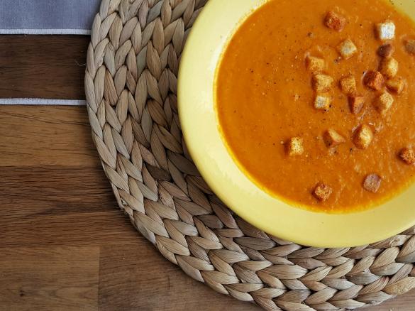 Zupa krem z pieczonej papryki