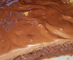 Kefirowe ciasto z polewą czekoladową