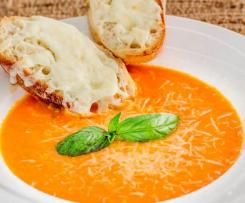 ZUPA POMIDOROWA Z GRILLOWANYM CZOSNKIEM