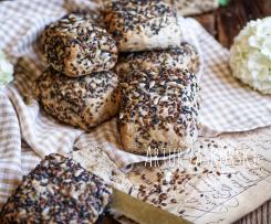 WIELOZIARNISTE BUŁKI