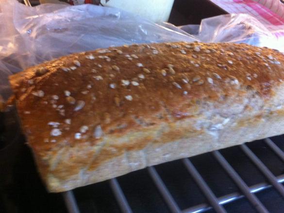 Chleb pszenno - orkiszowy na drożdżach
