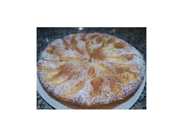 Tort jabłkowy z migdałami