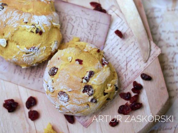 BUŁKI Z JABŁKIEM I ŻURAWINĄ