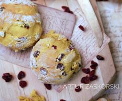 BUŁKI Z JABŁKIEM I ŻURAWINĄ