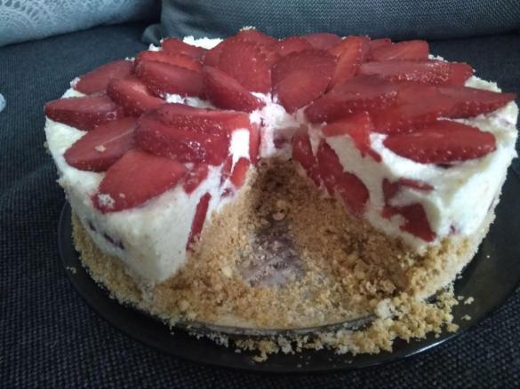 Letnie śmietankowe ciasto z truskawkami - moja wersja przepisu z cookidoo